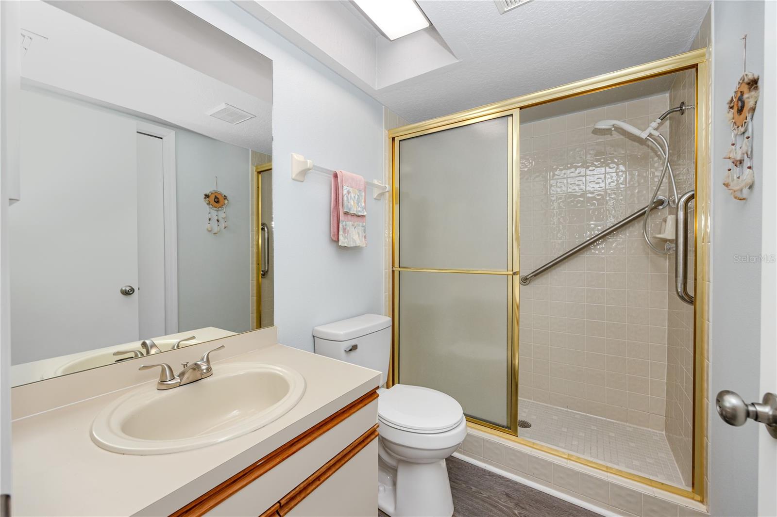 HIDDEN HARBOUR - Residential