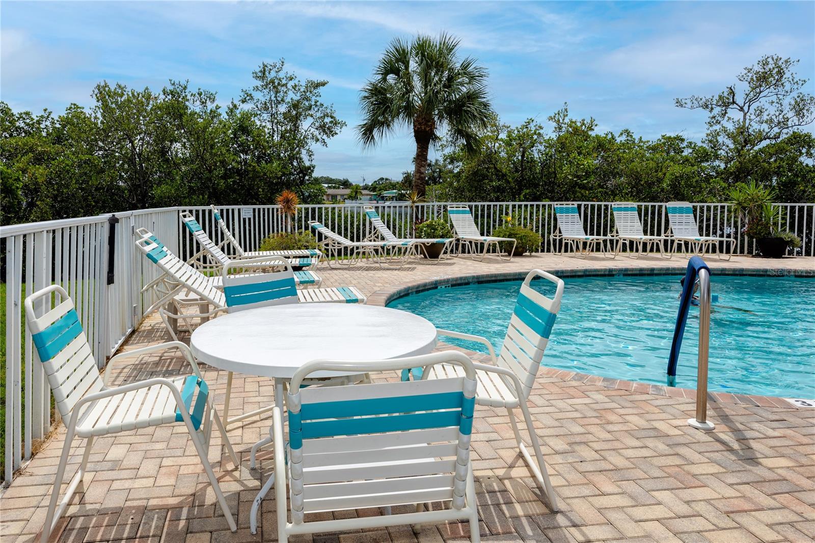 HIDDEN HARBOUR - Residential