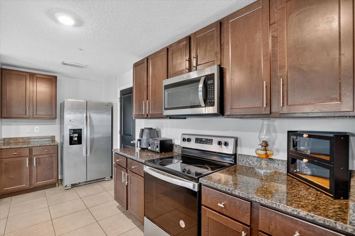 12171 HIGH ROCK WAY
