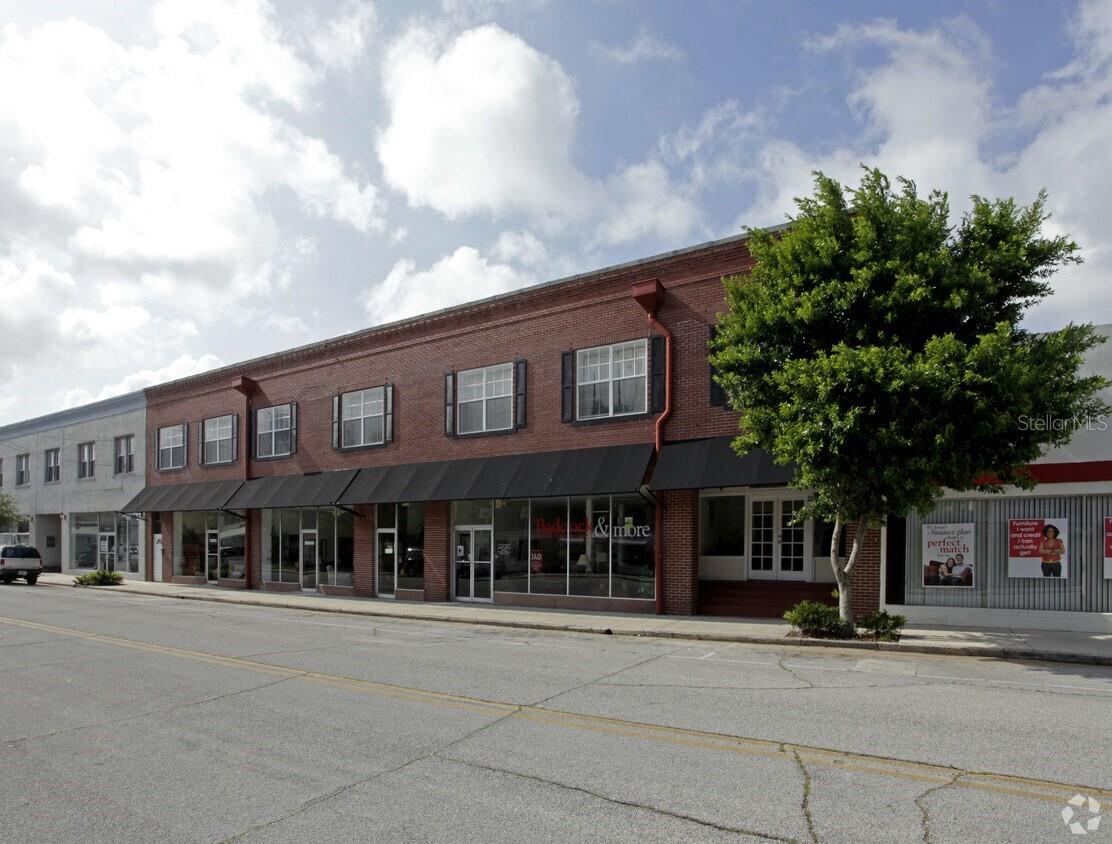 21 MAIN STREET