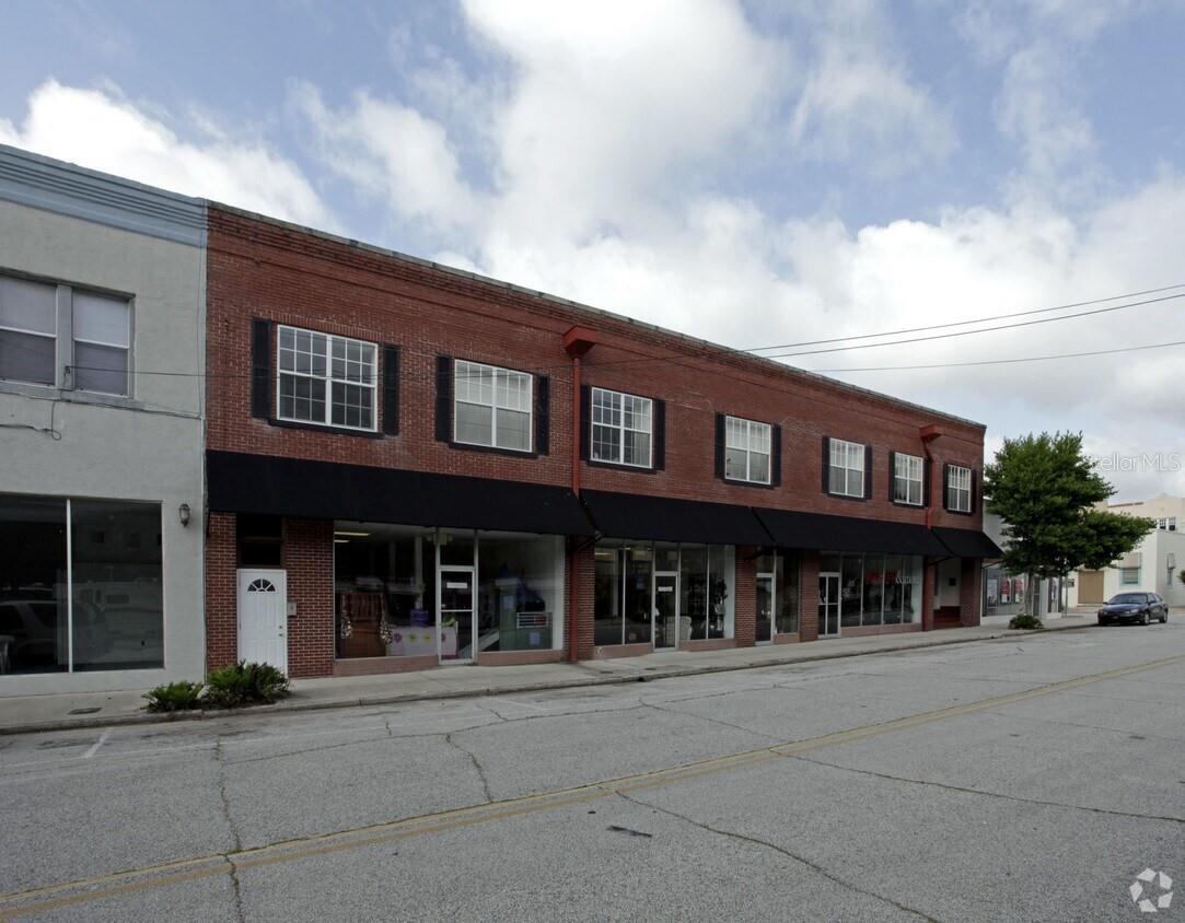 21 MAIN STREET