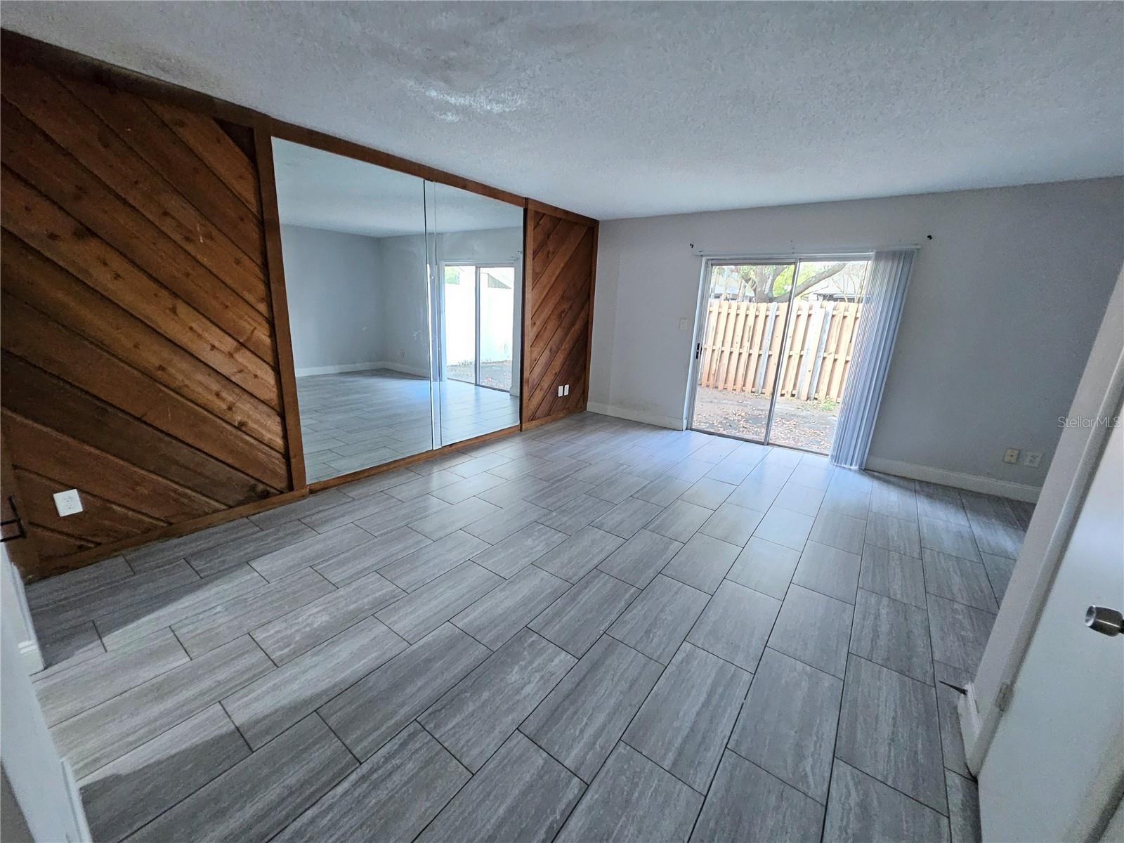 4825 LIGHTHOUSE CIRCLE GE