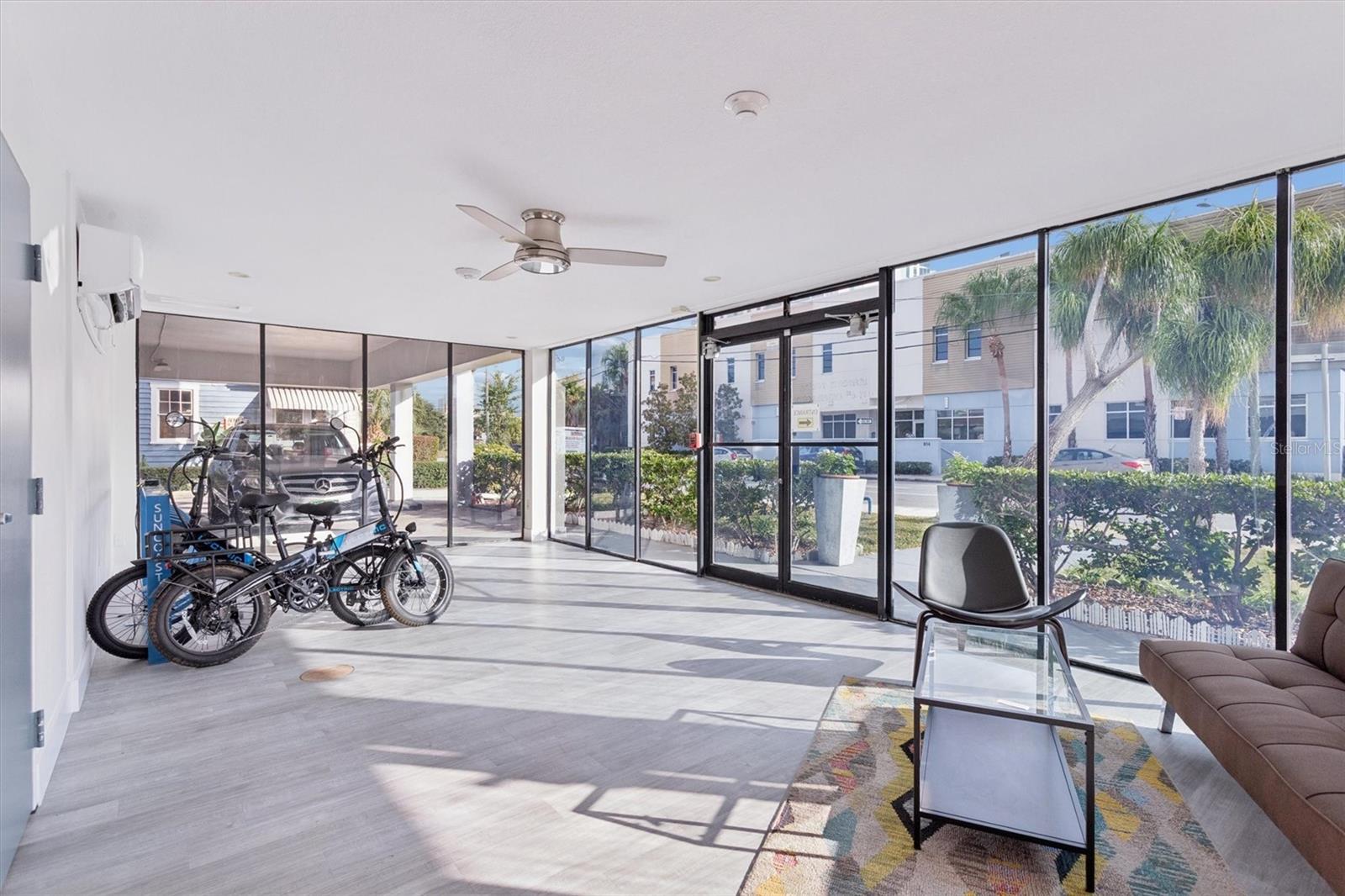 SUNCOAST TOWERS APTS CO-OP - Residential