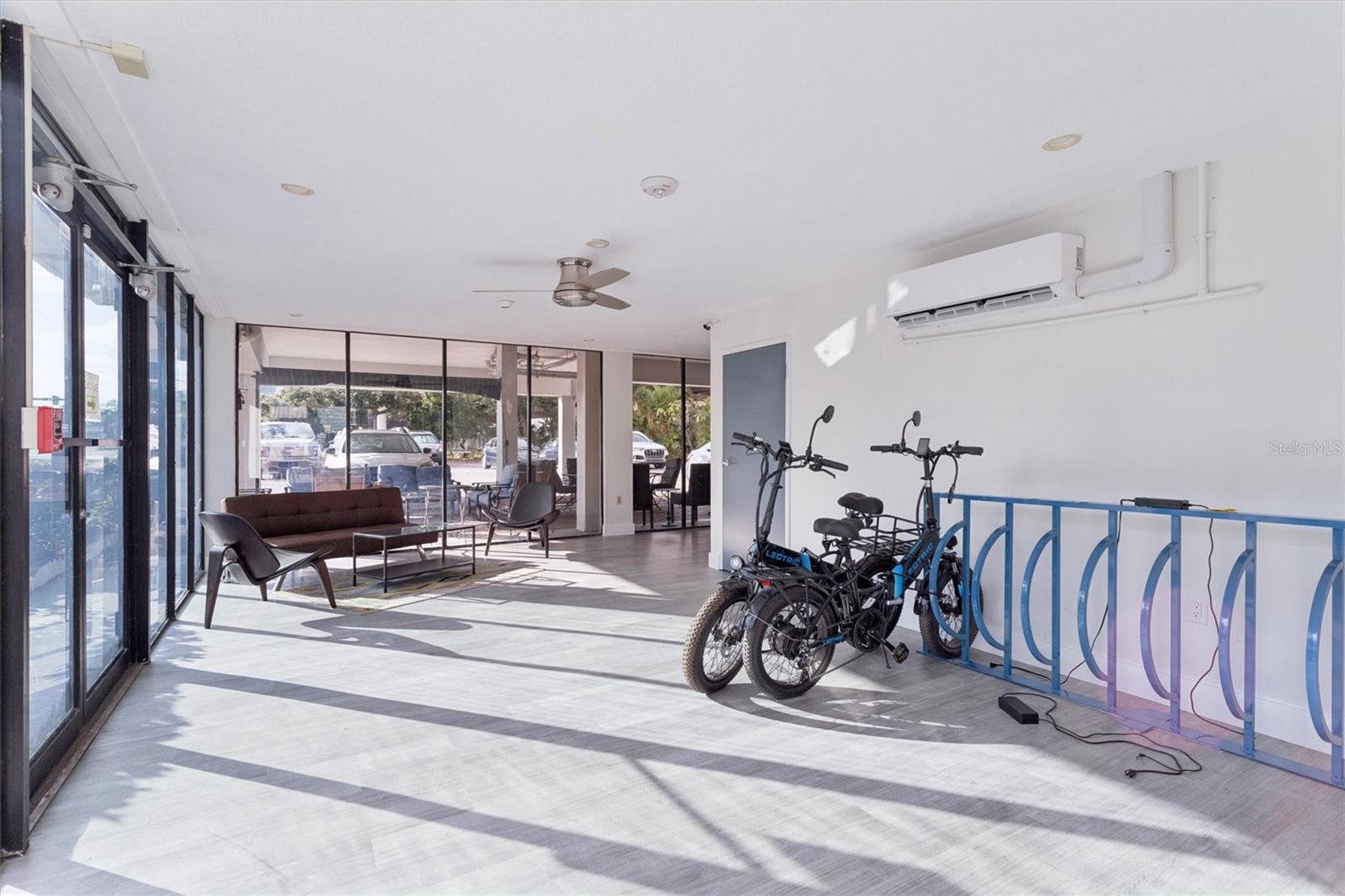 SUNCOAST TOWERS APTS CO-OP - Residential