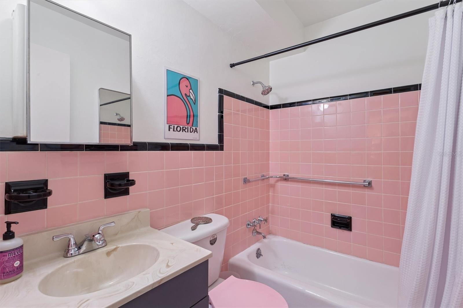 SUNCOAST TOWERS APTS CO-OP - Residential