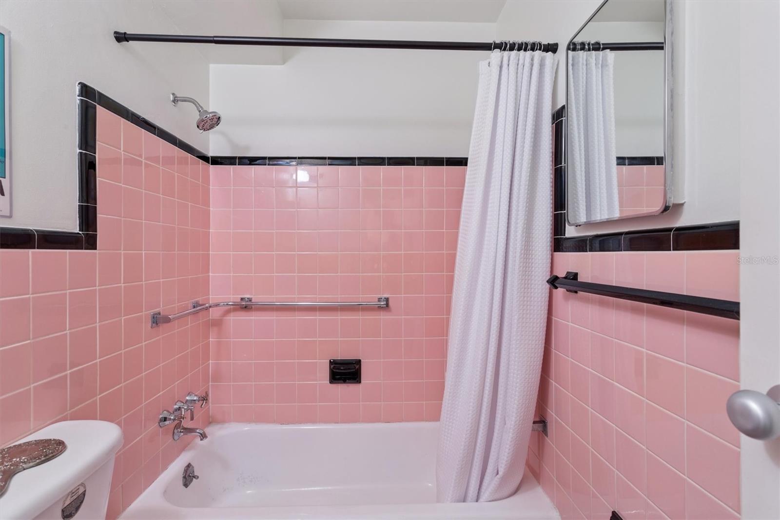 SUNCOAST TOWERS APTS CO-OP - Residential