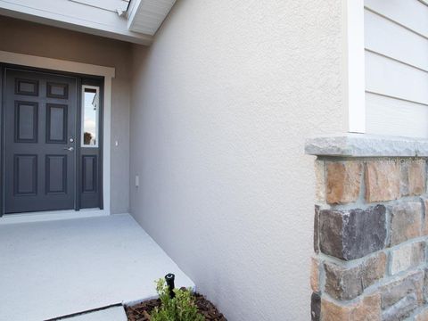 A home in AUBURNDALE