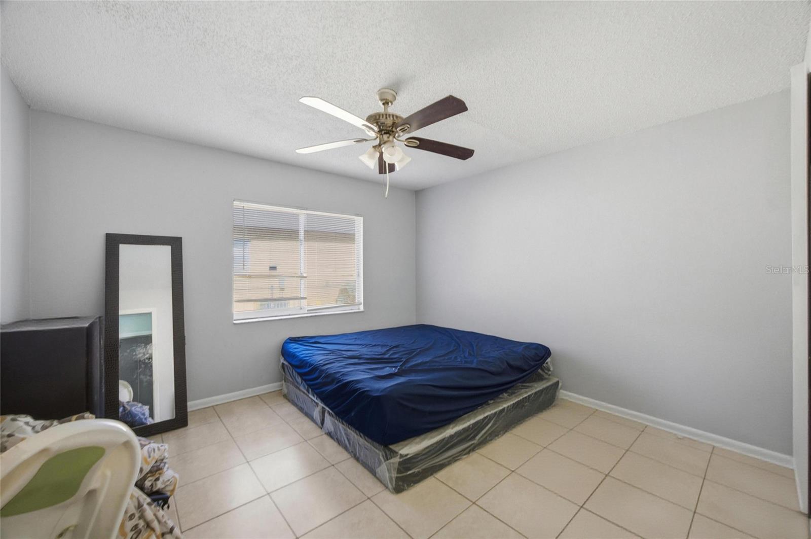 GRANT PARK - Residential Income