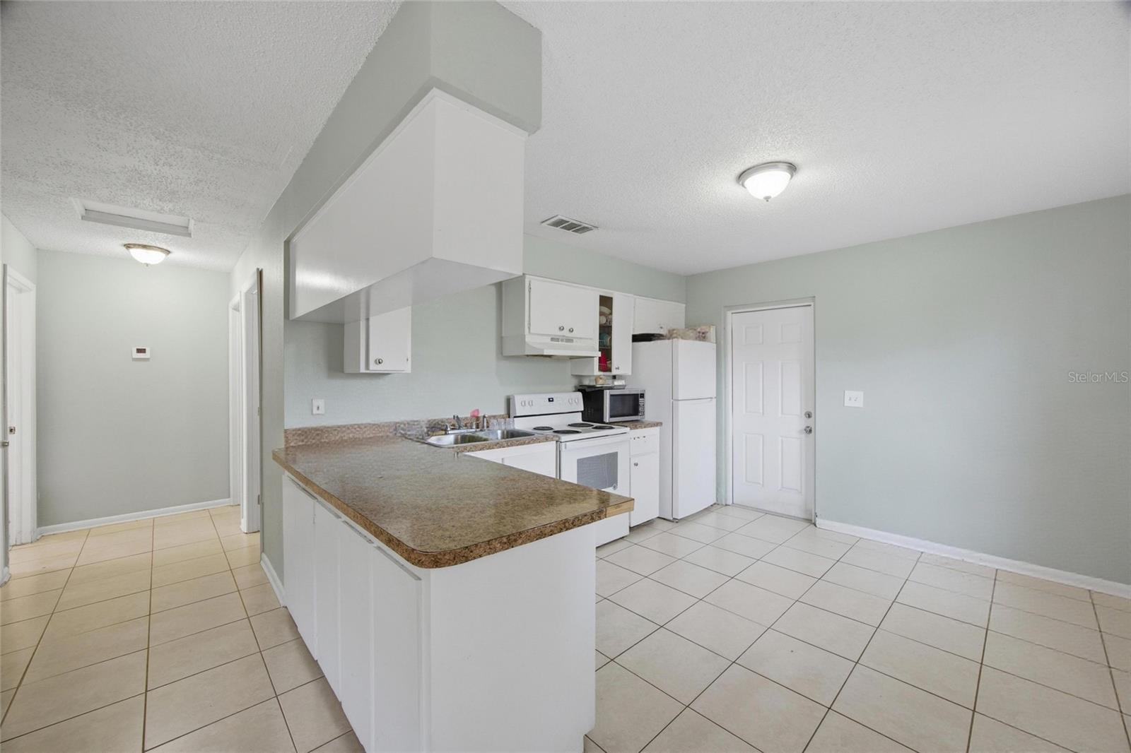 GRANT PARK - Residential Income