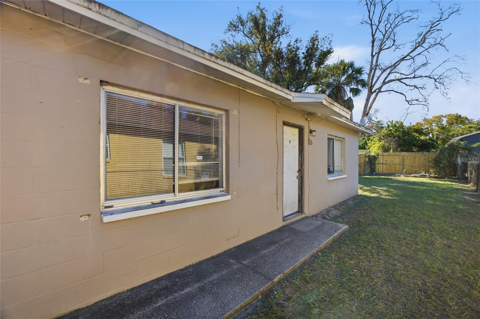 GRANT PARK - Residential Income