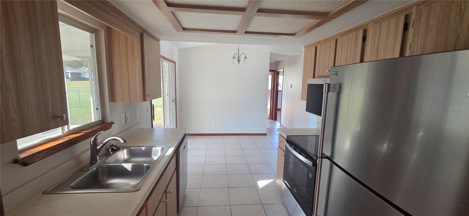 PALM CAY - Residential Lease