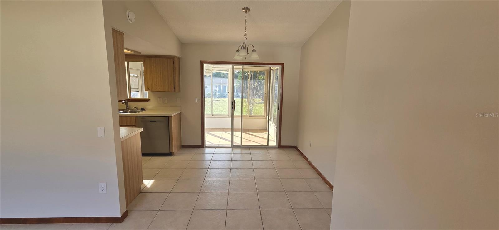 PALM CAY - Residential Lease