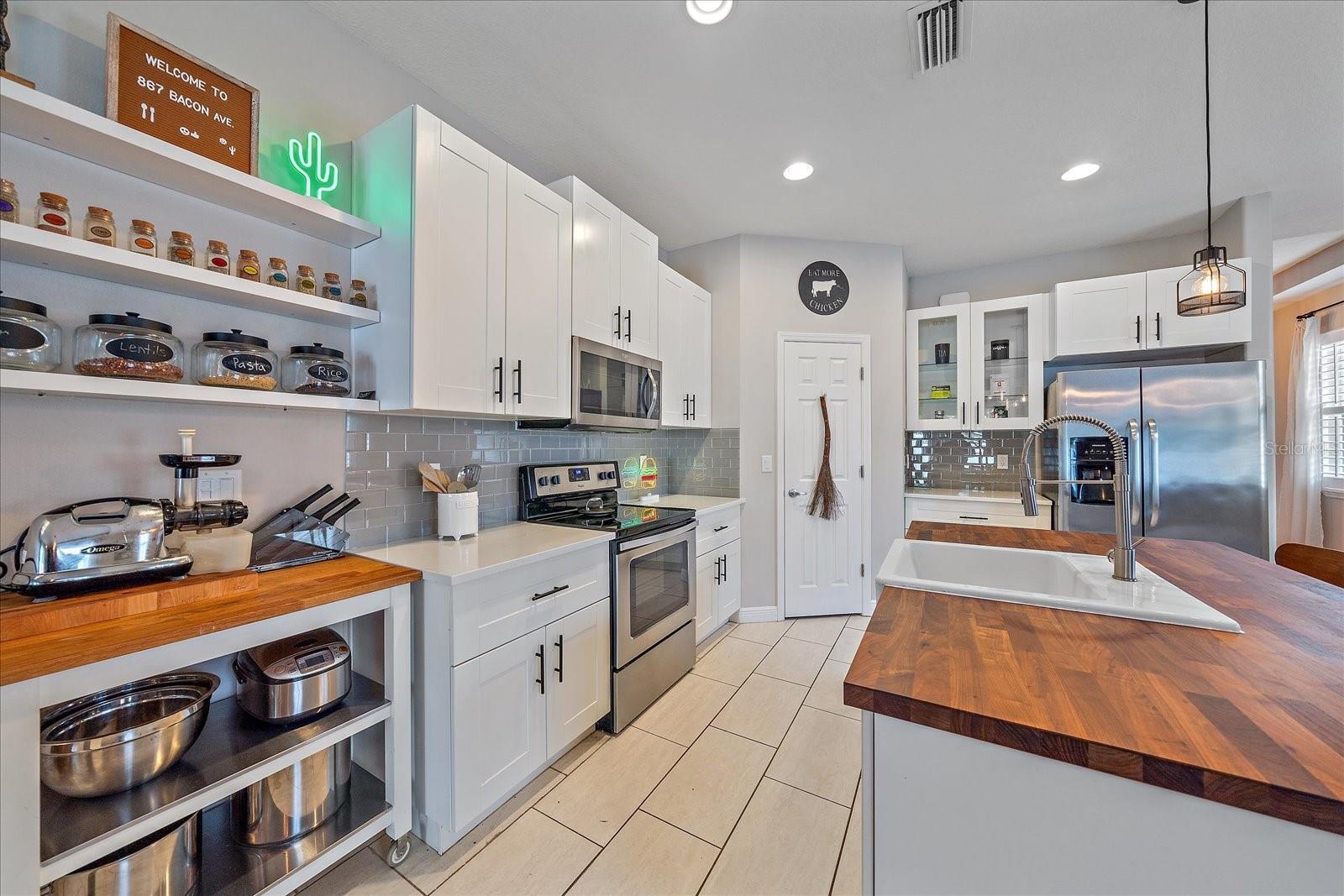 HIGHLAND CREST 2 # 498 - Residential