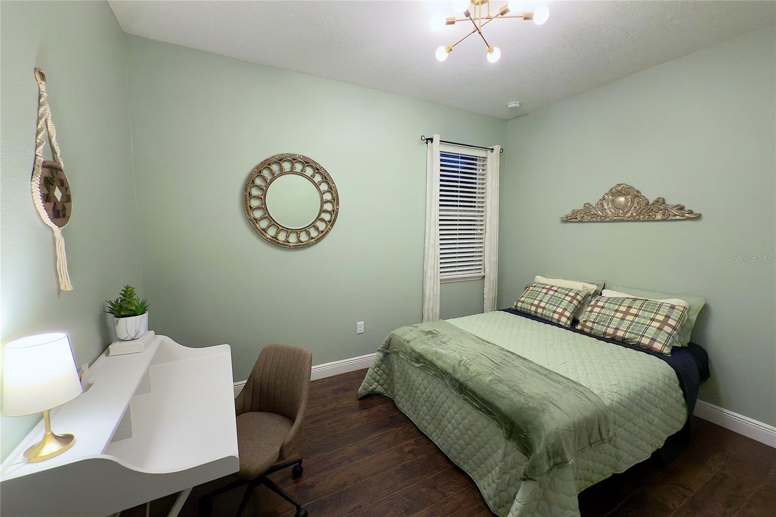 HIGHLAND CREST 2 # 498 - Residential