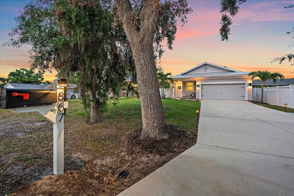 Photo of 867 Bacon Avenue, Sarasota, FL 34232 (MLS # A4647076)