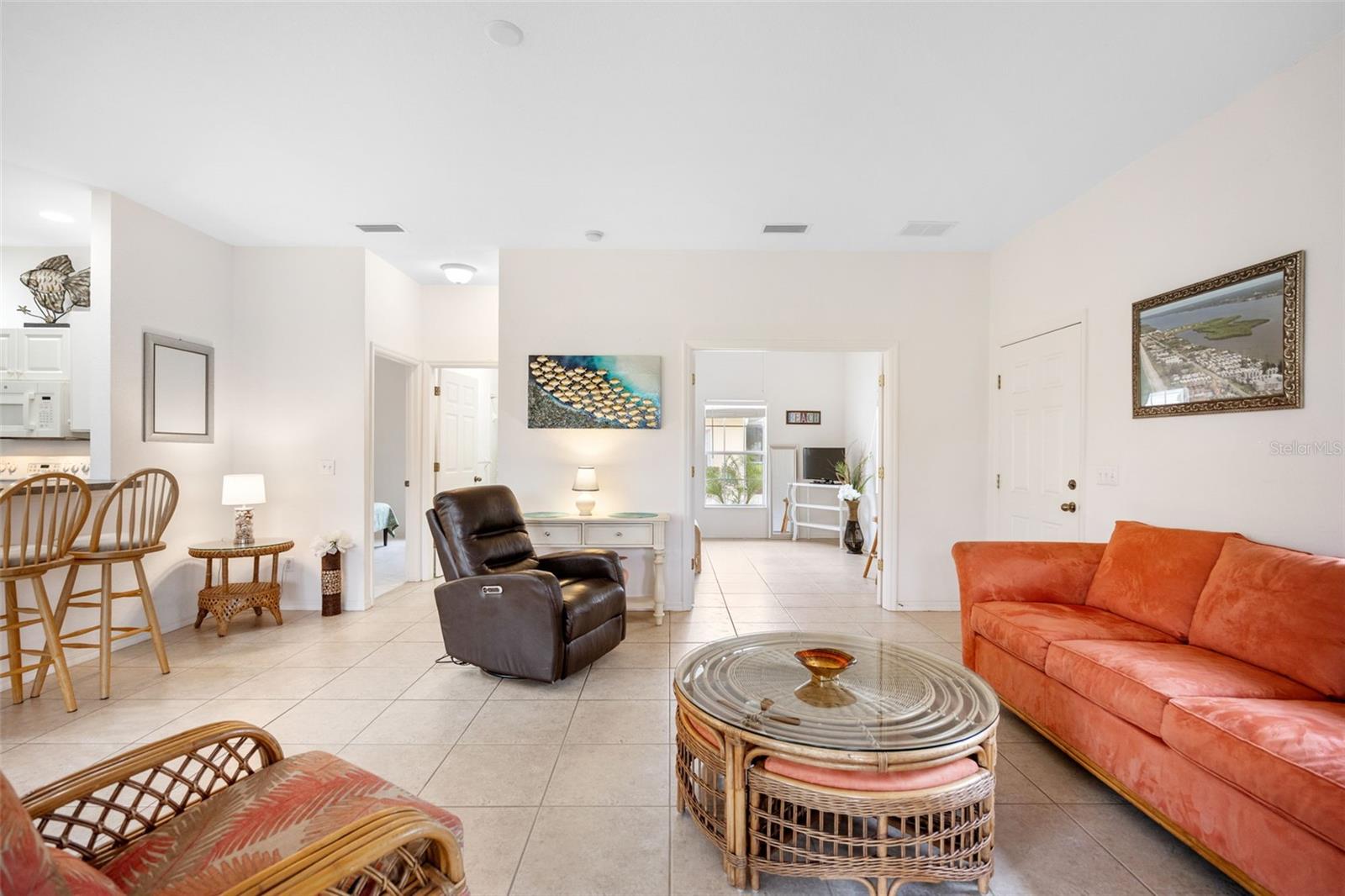 HERITAGE LAKE PARK 1ST REP - Residential