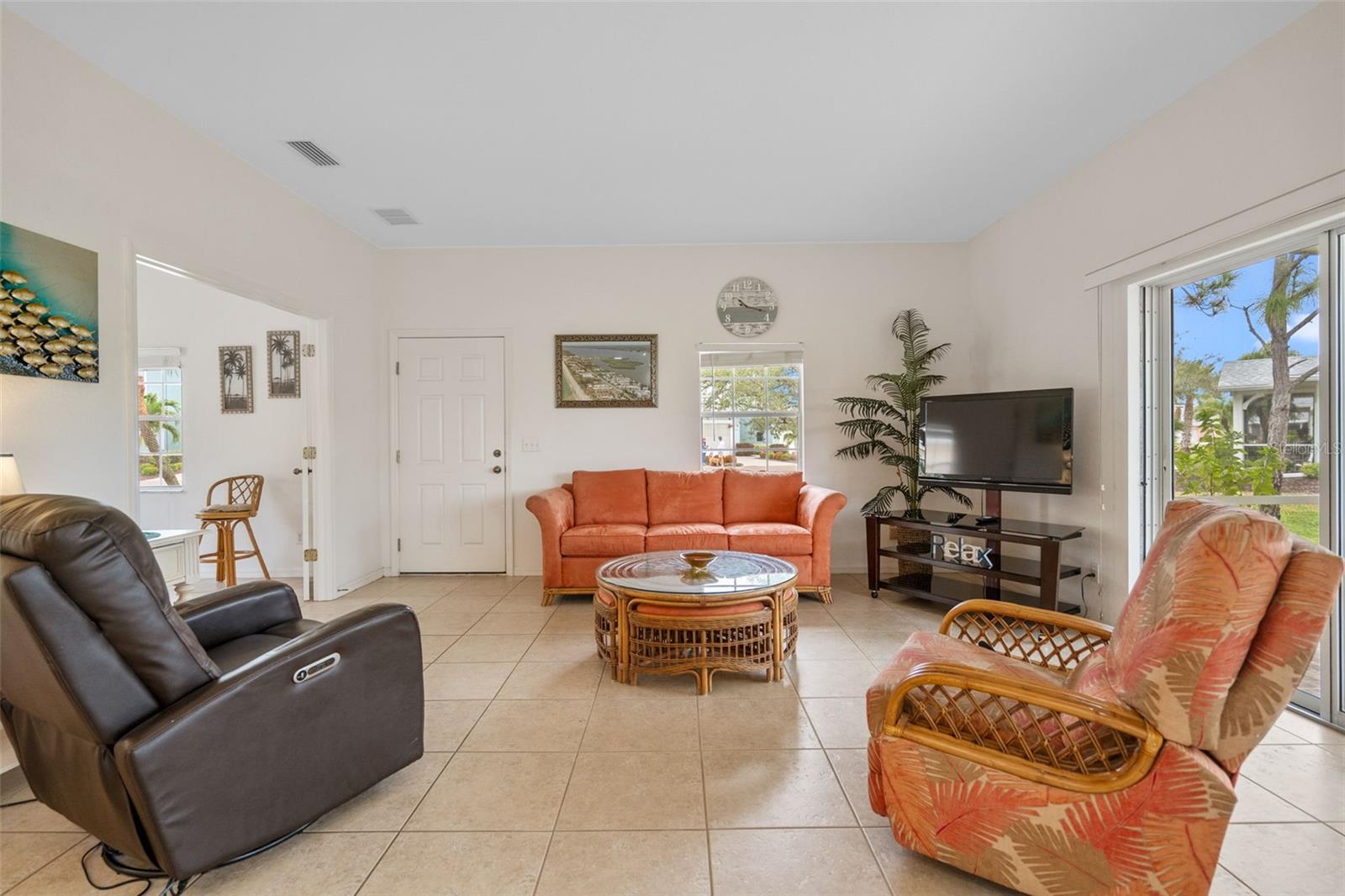 HERITAGE LAKE PARK 1ST REP - Residential