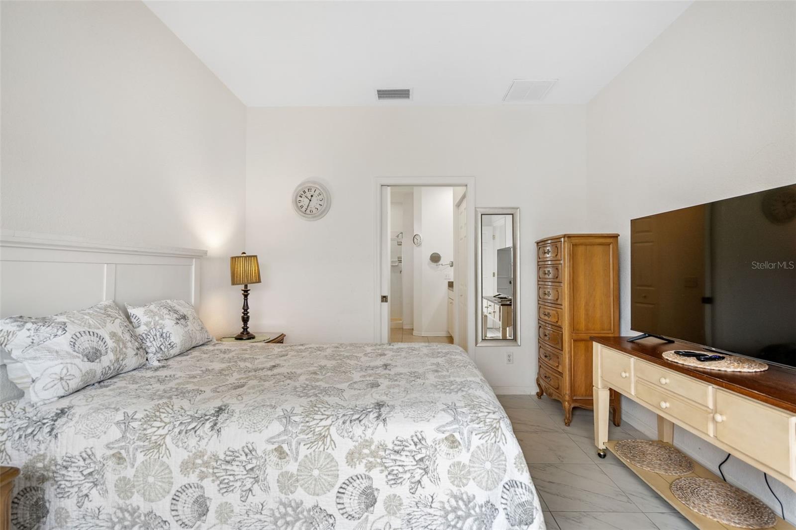 HERITAGE LAKE PARK 1ST REP - Residential