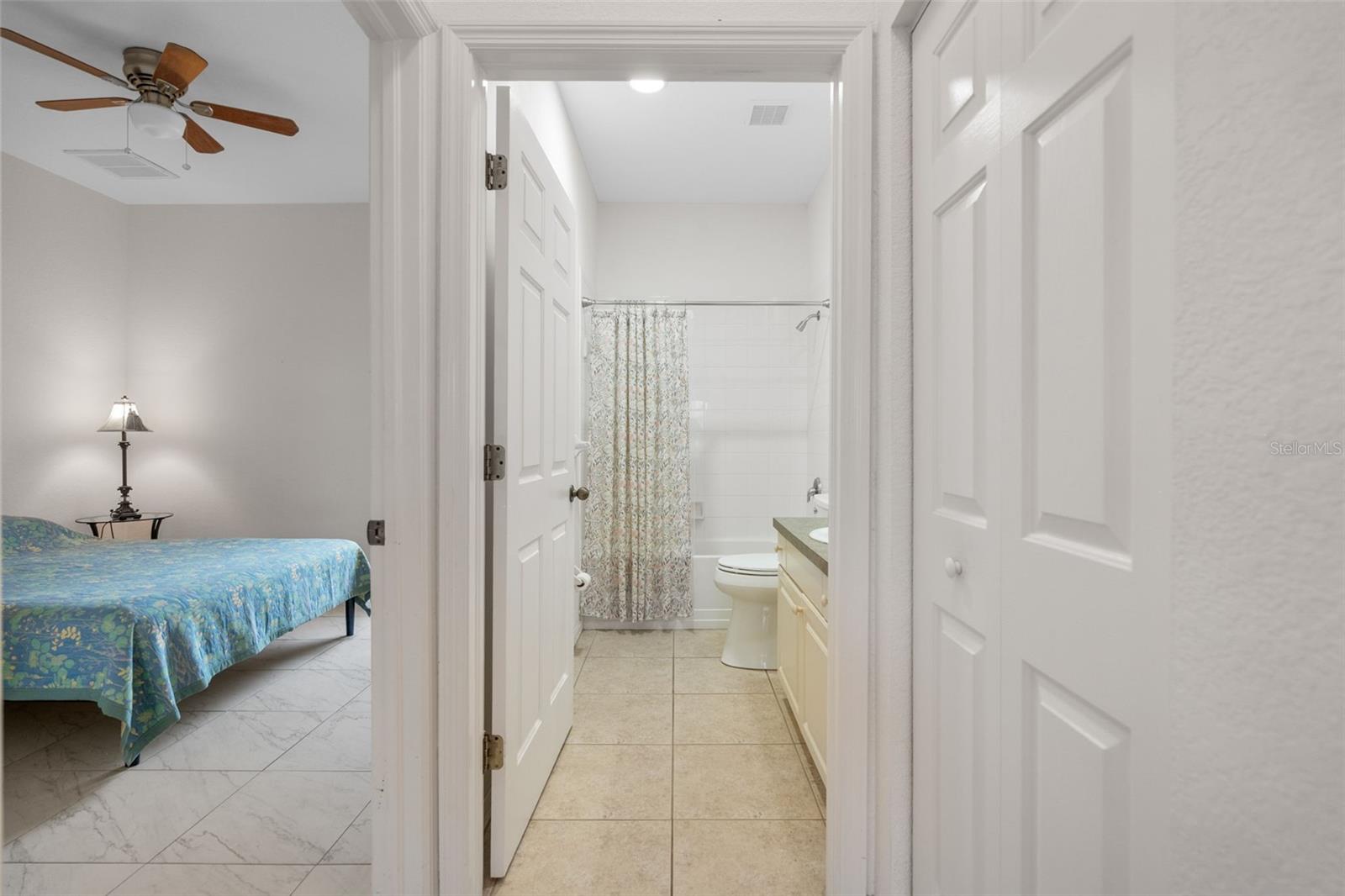 HERITAGE LAKE PARK 1ST REP - Residential