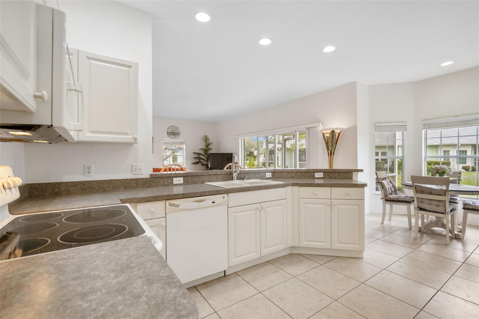 HERITAGE LAKE PARK 1ST REP - Residential