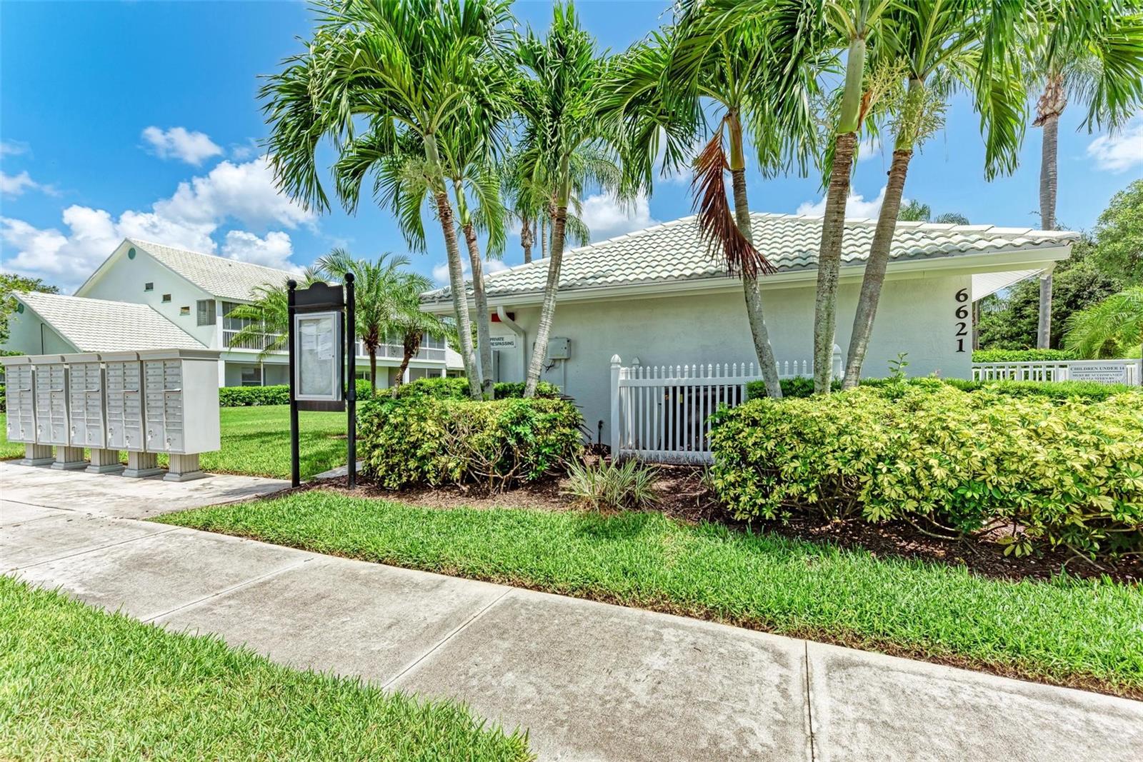 FAIRWAY GARDENS AT TARA - Residential Lease