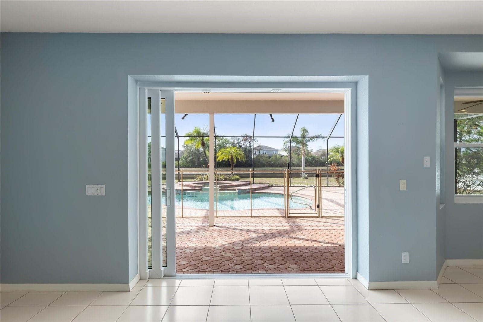 PARKWAY CENTER SINGLE FAM PH 01 - Residential