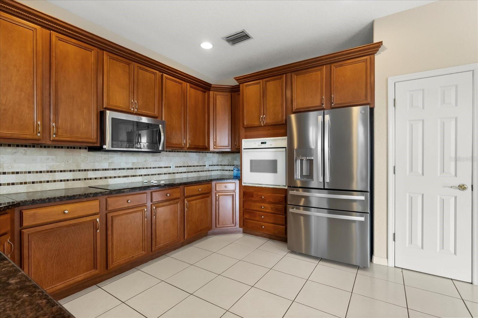 PARKWAY CENTER SINGLE FAM PH 01 - Residential