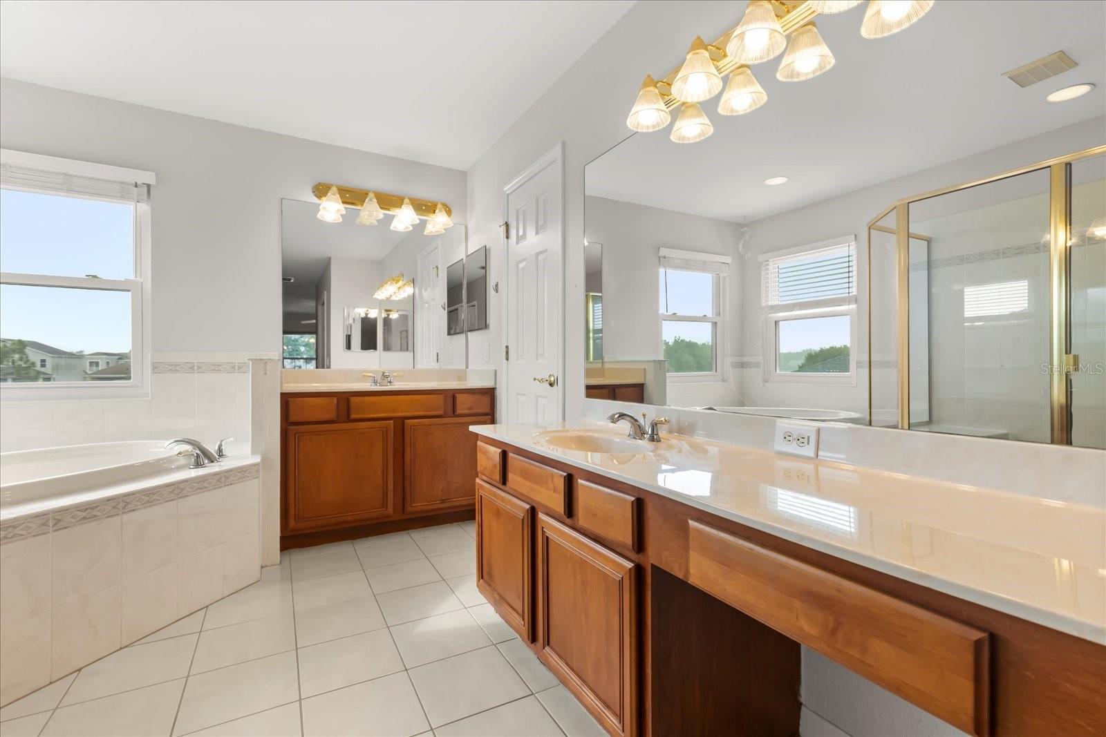 PARKWAY CENTER SINGLE FAM PH 01 - Residential