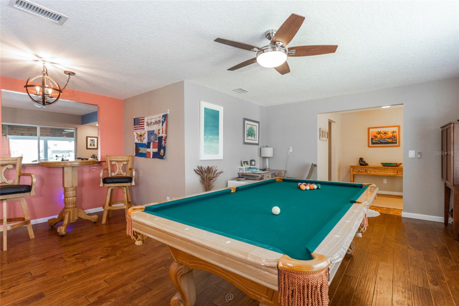 COUNTRY CLUB COVE SEC 03 - Residential