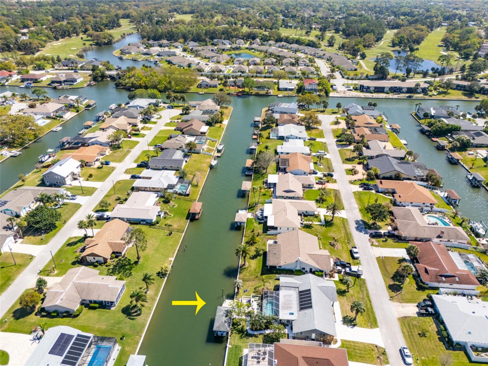 COUNTRY CLUB COVE SEC 03 - Residential