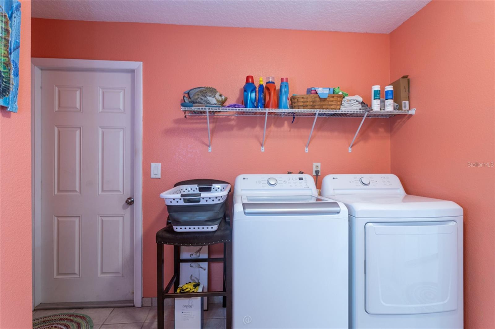 COUNTRY CLUB COVE SEC 03 - Residential