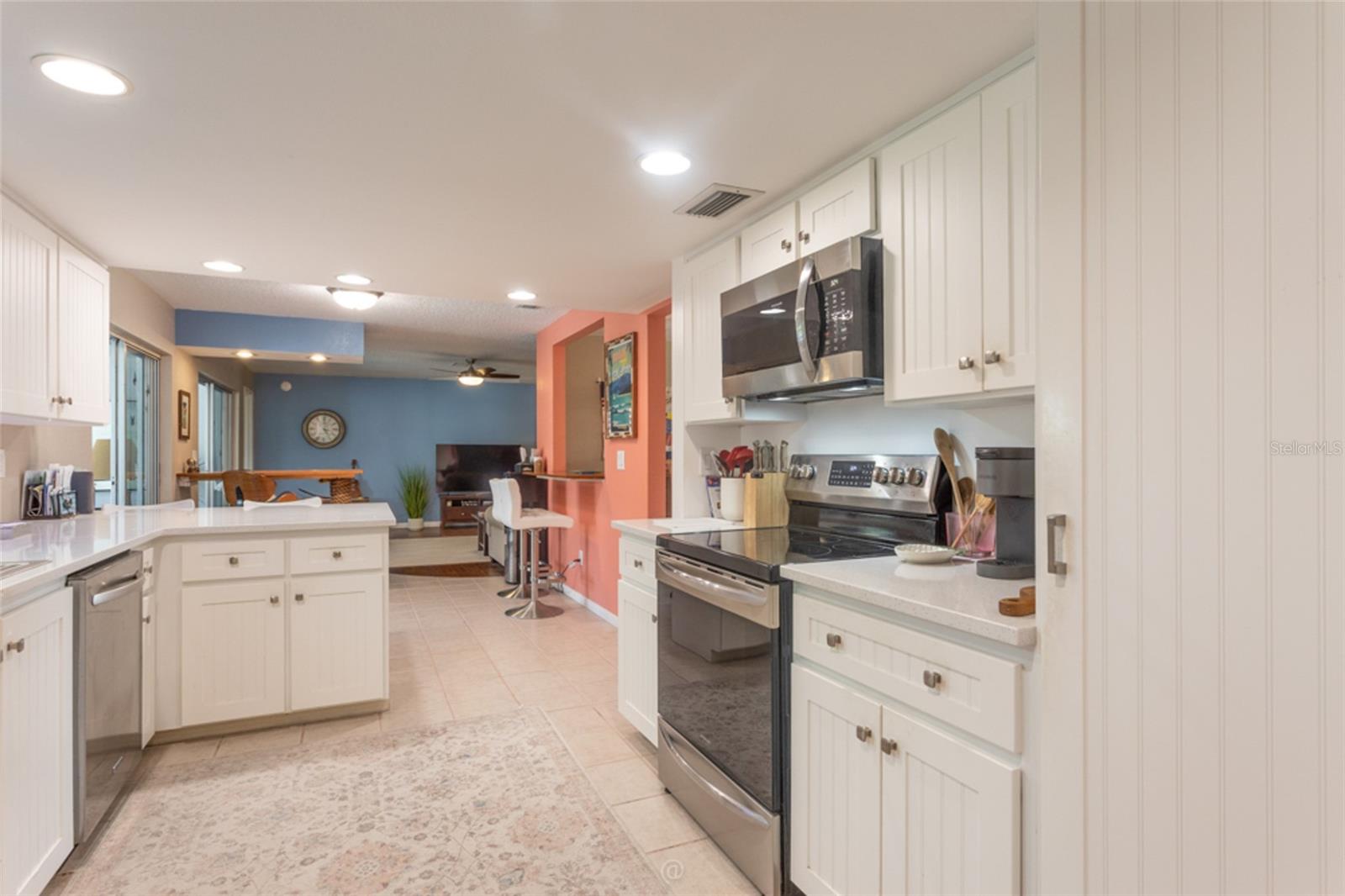 COUNTRY CLUB COVE SEC 03 - Residential