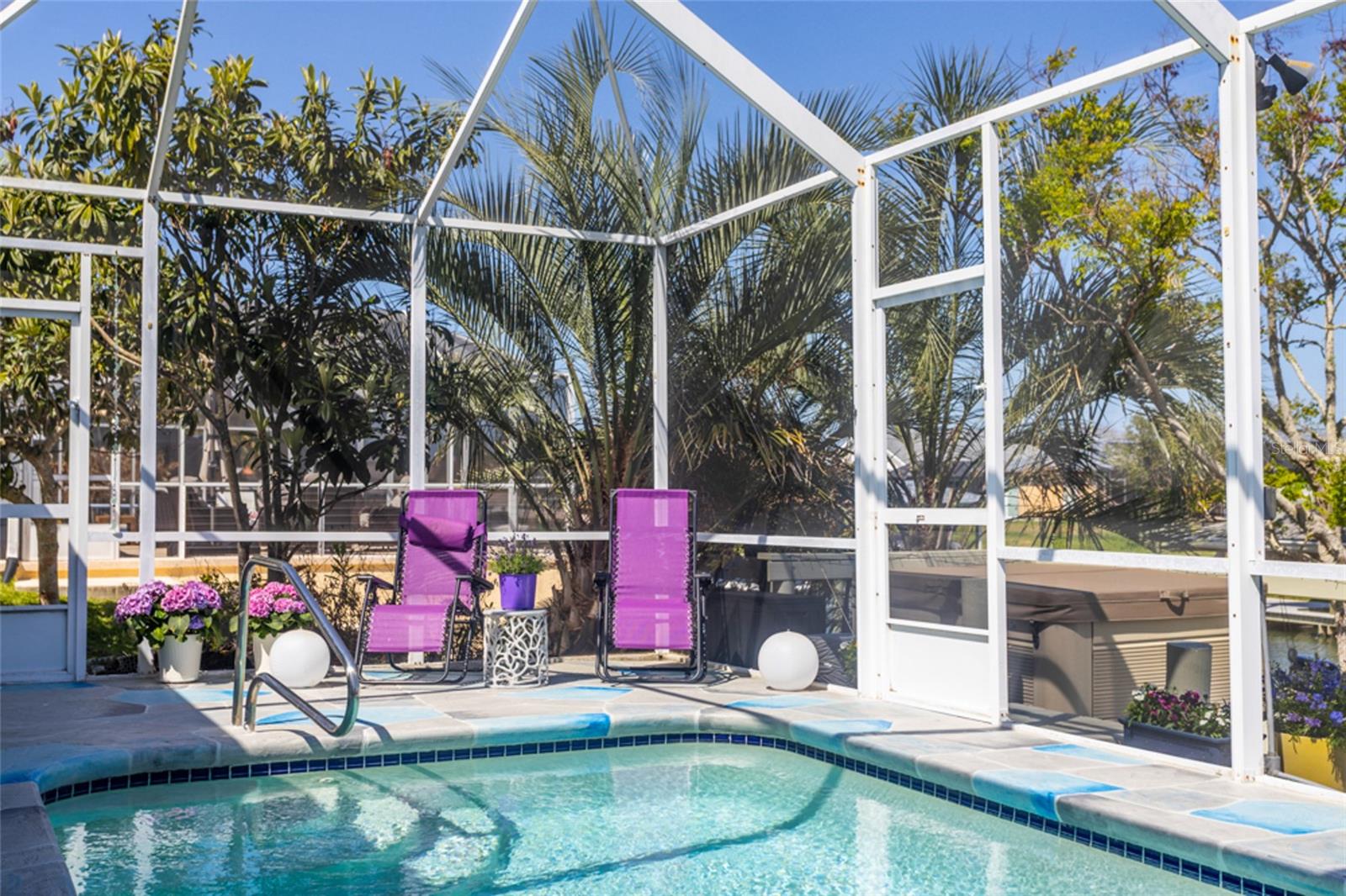 COUNTRY CLUB COVE SEC 03 - Residential