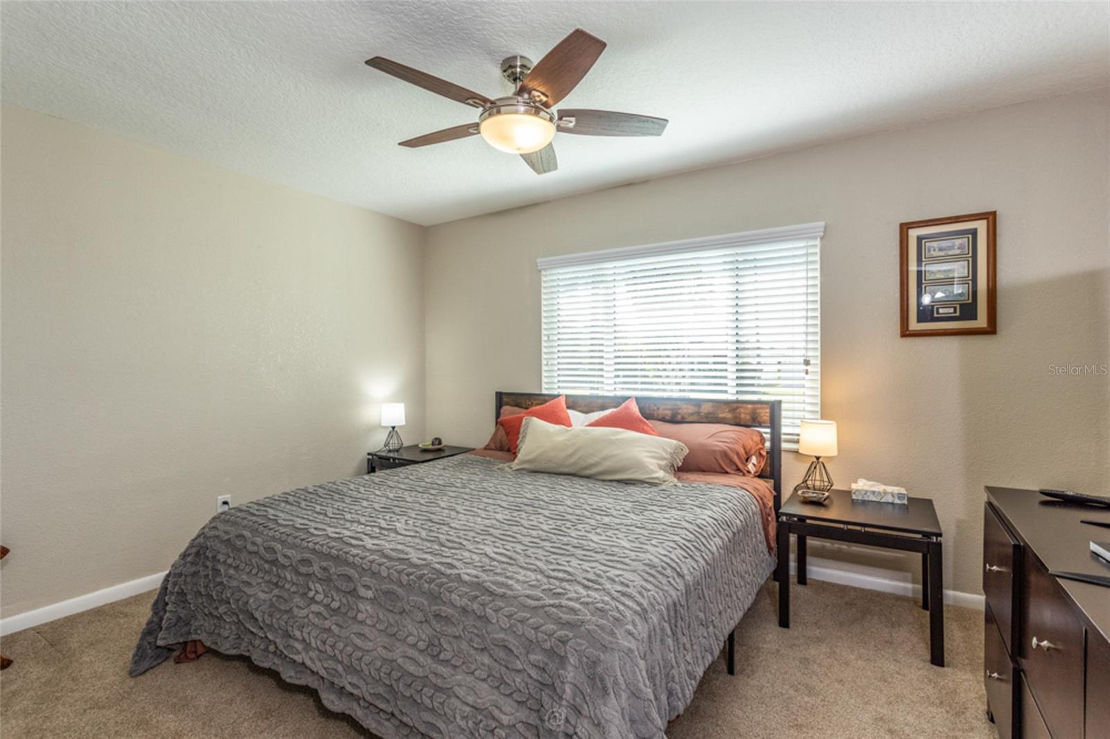 COUNTRY CLUB COVE SEC 03 - Residential