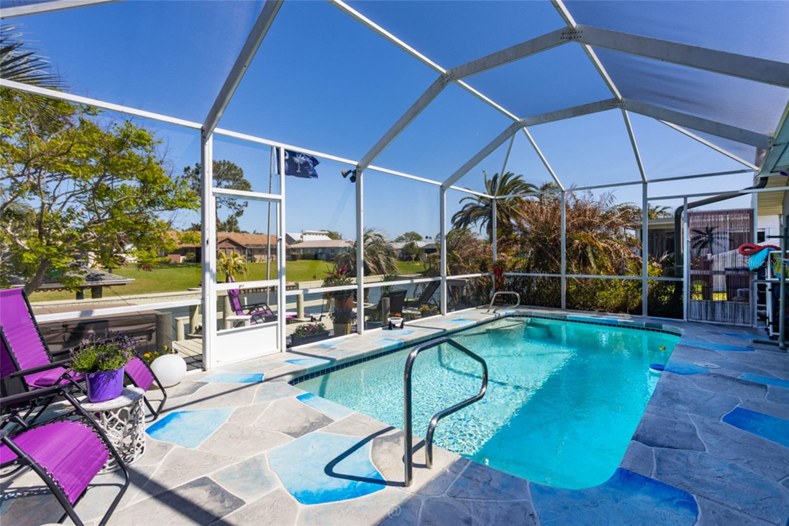 COUNTRY CLUB COVE SEC 03 - Residential