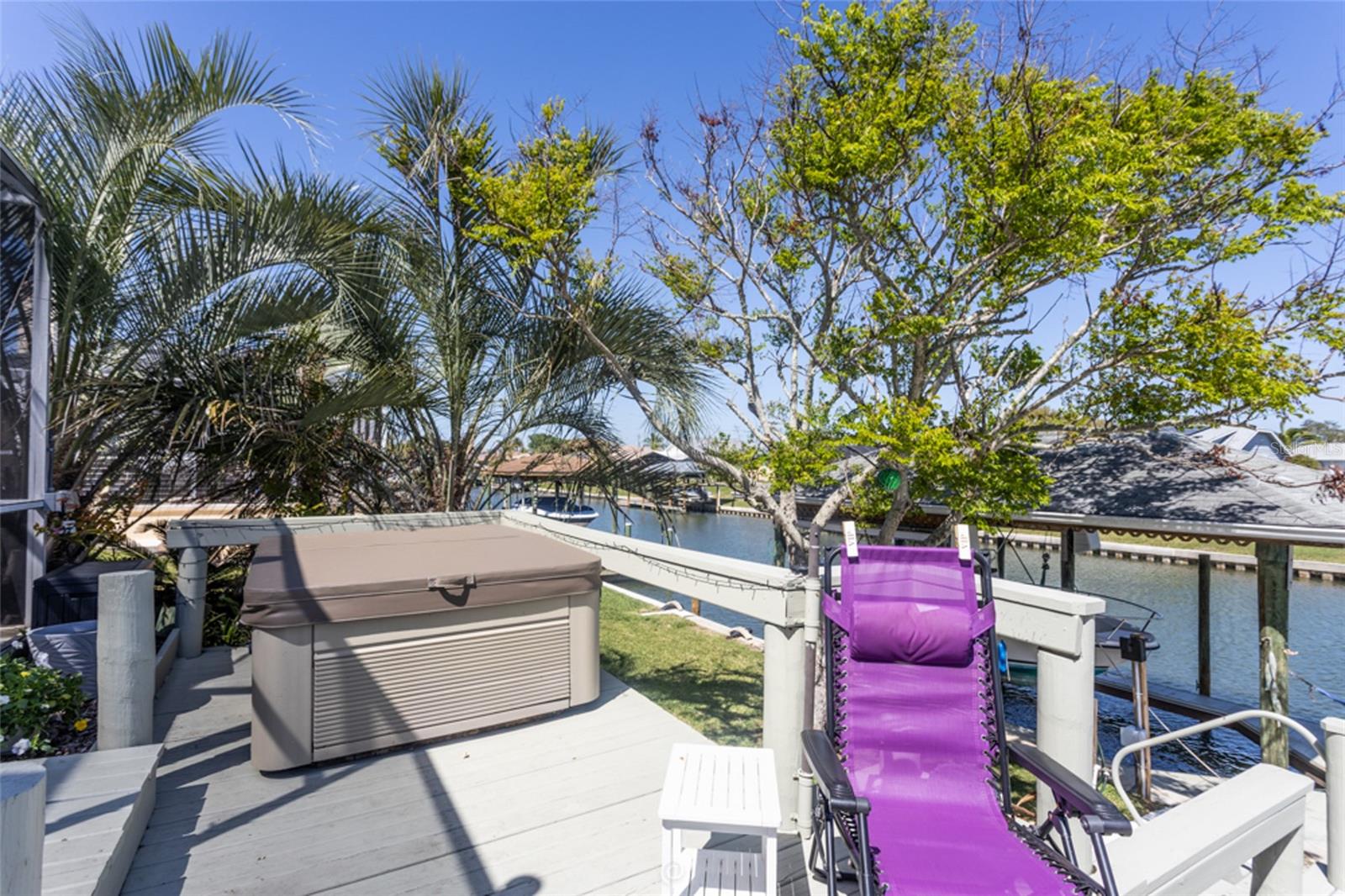 COUNTRY CLUB COVE SEC 03 - Residential