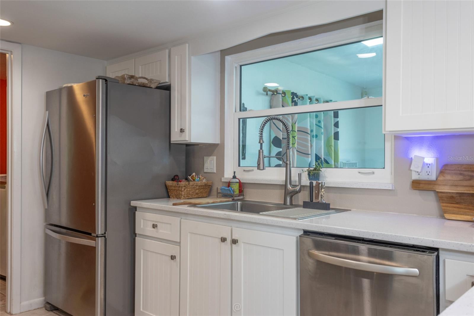 COUNTRY CLUB COVE SEC 03 - Residential