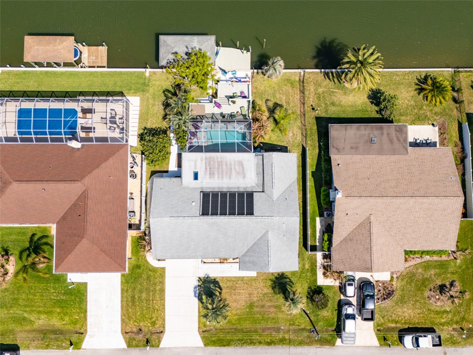 COUNTRY CLUB COVE SEC 03 - Residential