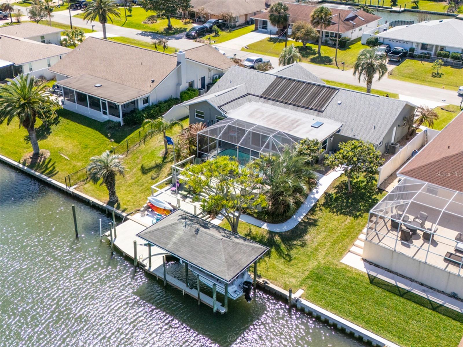 COUNTRY CLUB COVE SEC 03 - Residential