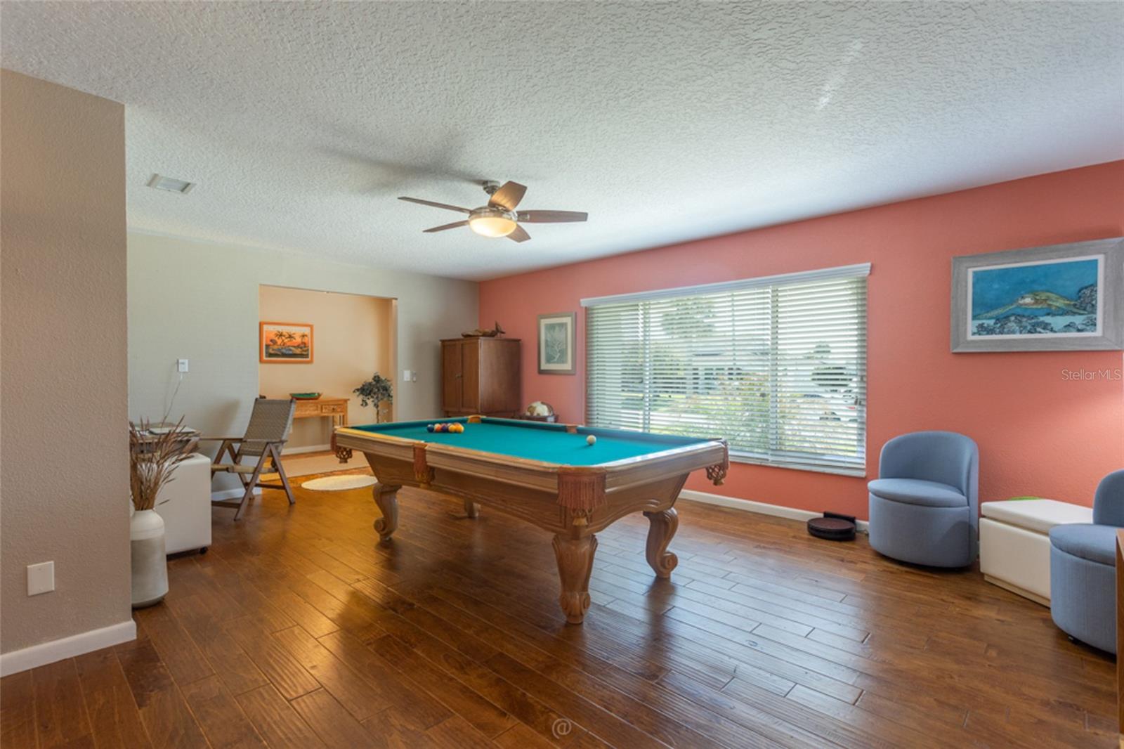 COUNTRY CLUB COVE SEC 03 - Residential