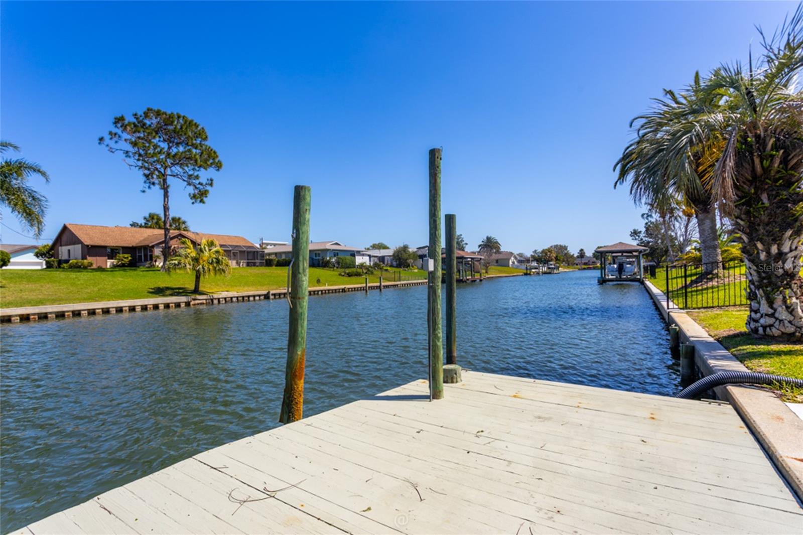 COUNTRY CLUB COVE SEC 03 - Residential