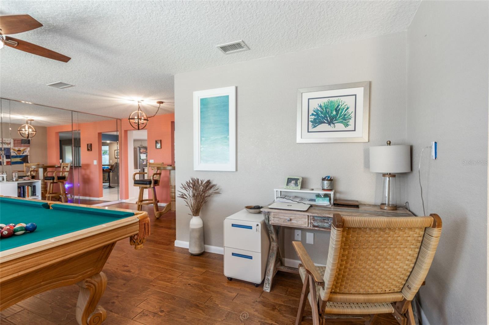 COUNTRY CLUB COVE SEC 03 - Residential