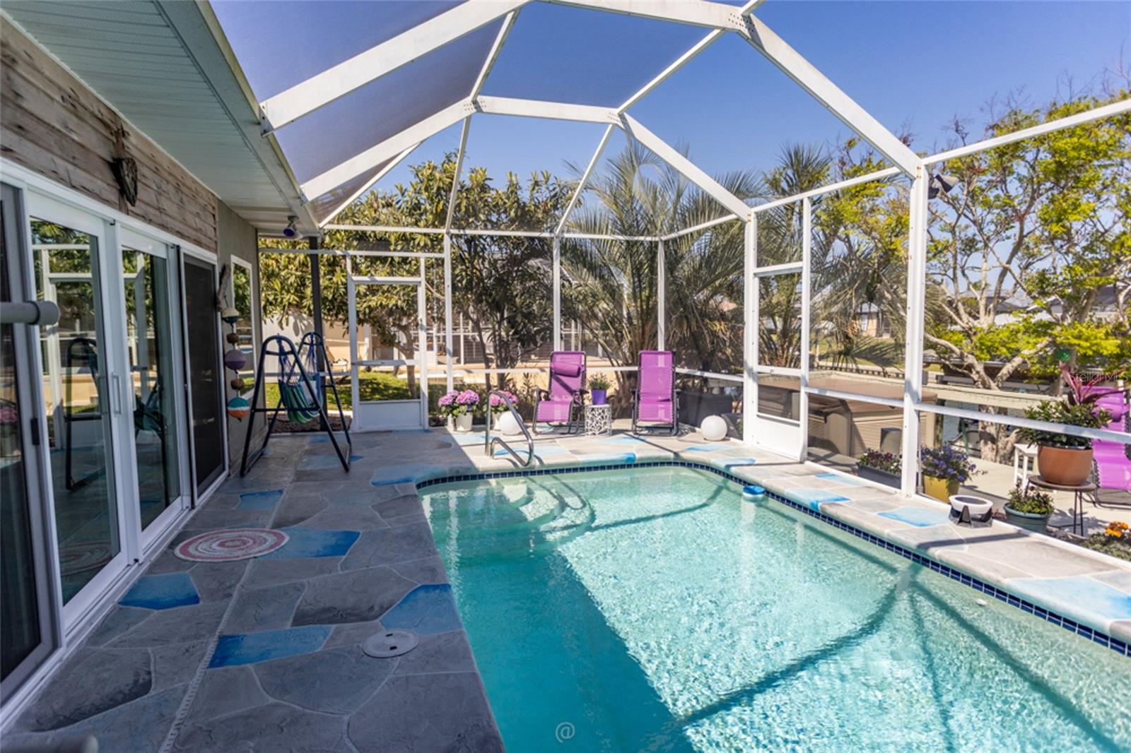 COUNTRY CLUB COVE SEC 03 - Residential