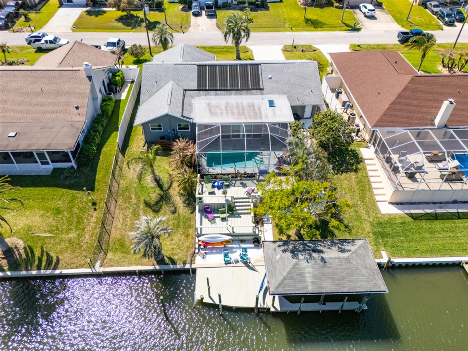 COUNTRY CLUB COVE SEC 03 - Residential