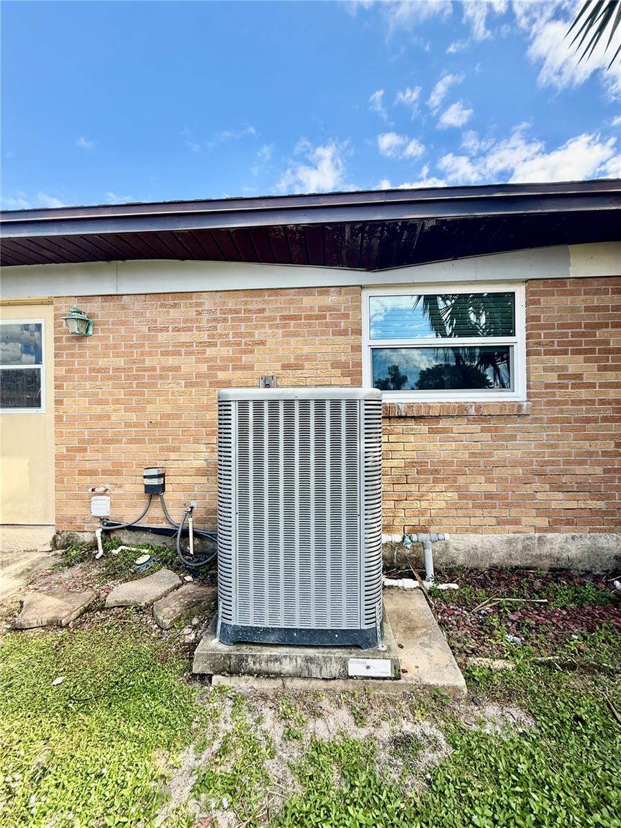 RIVIERA ISLES UNIT 01 - Residential