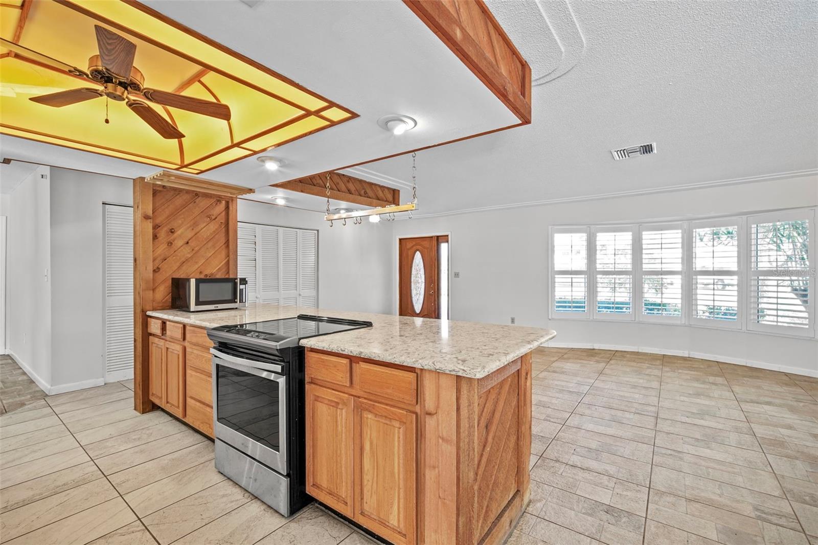 RIVIERA ISLES UNIT 01 - Residential