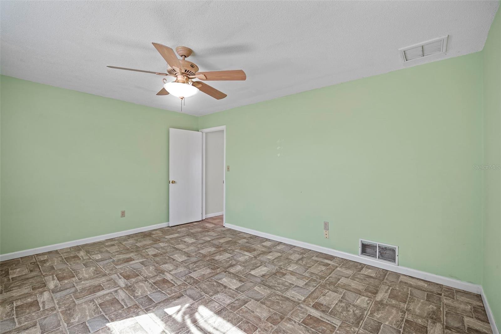 RIVIERA ISLES UNIT 01 - Residential