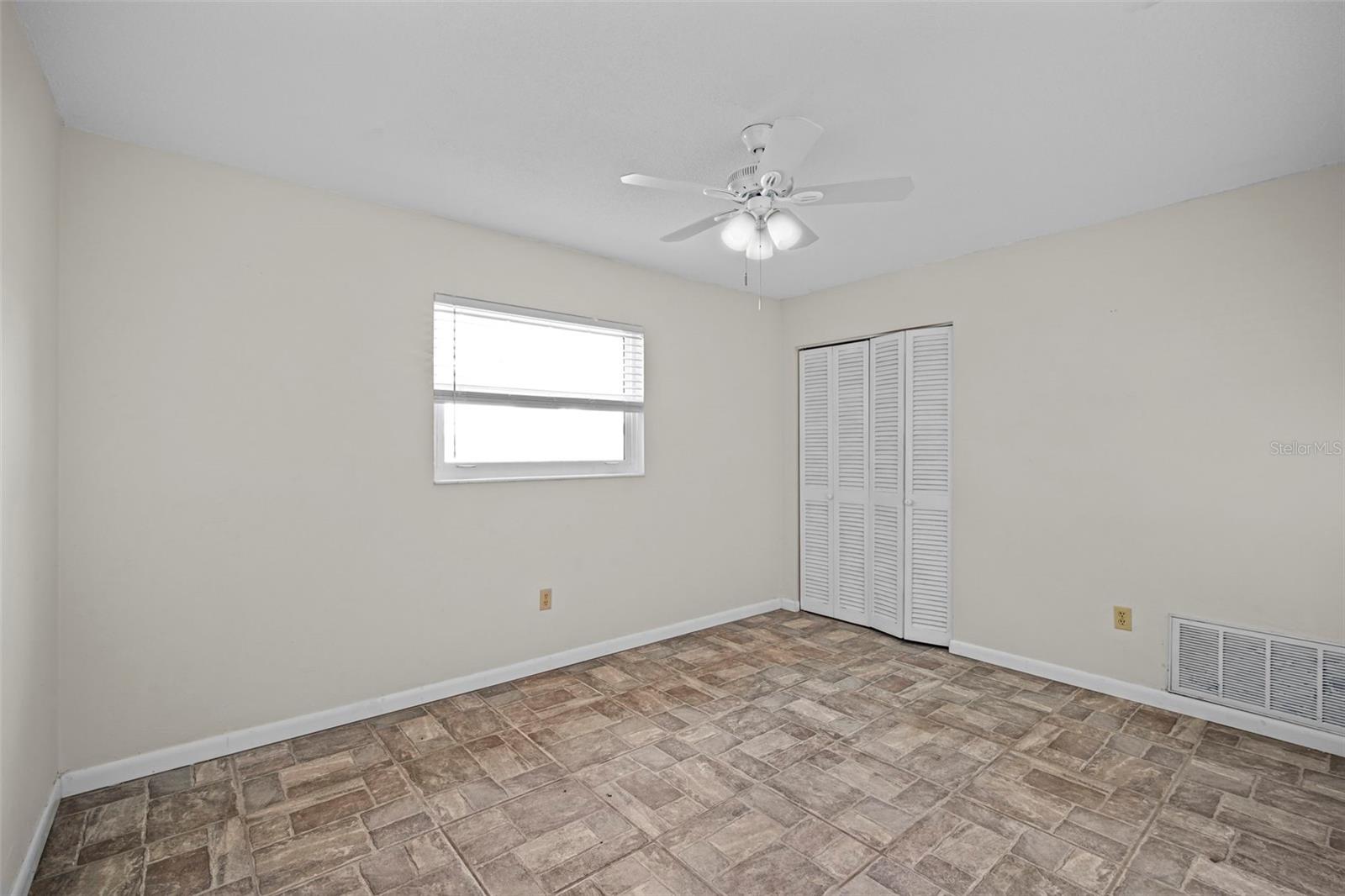 RIVIERA ISLES UNIT 01 - Residential