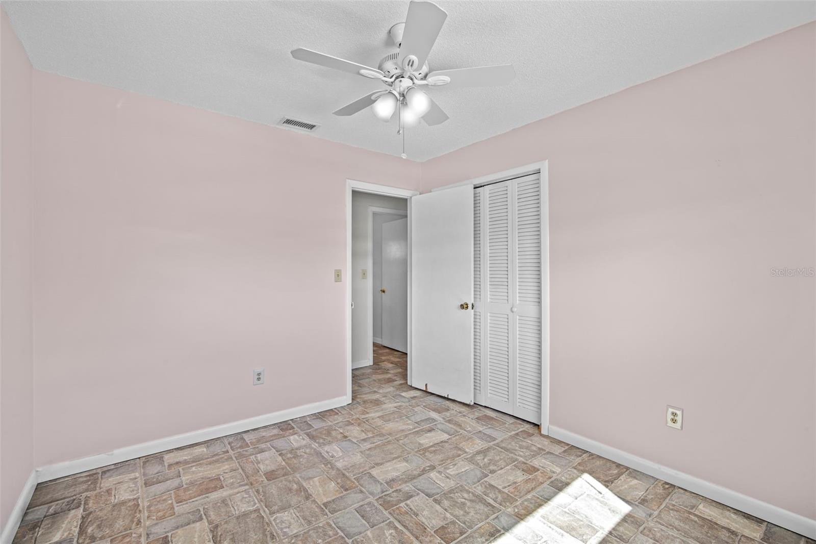 RIVIERA ISLES UNIT 01 - Residential