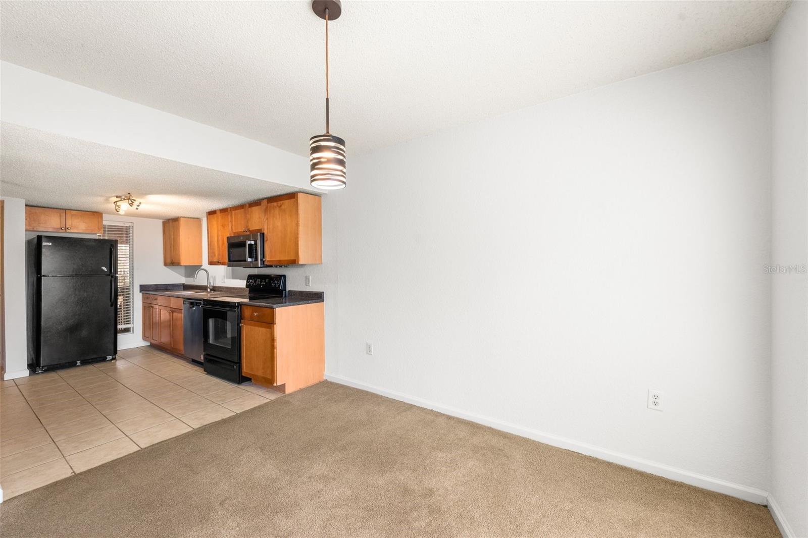 CREEKS EDGE - Residential